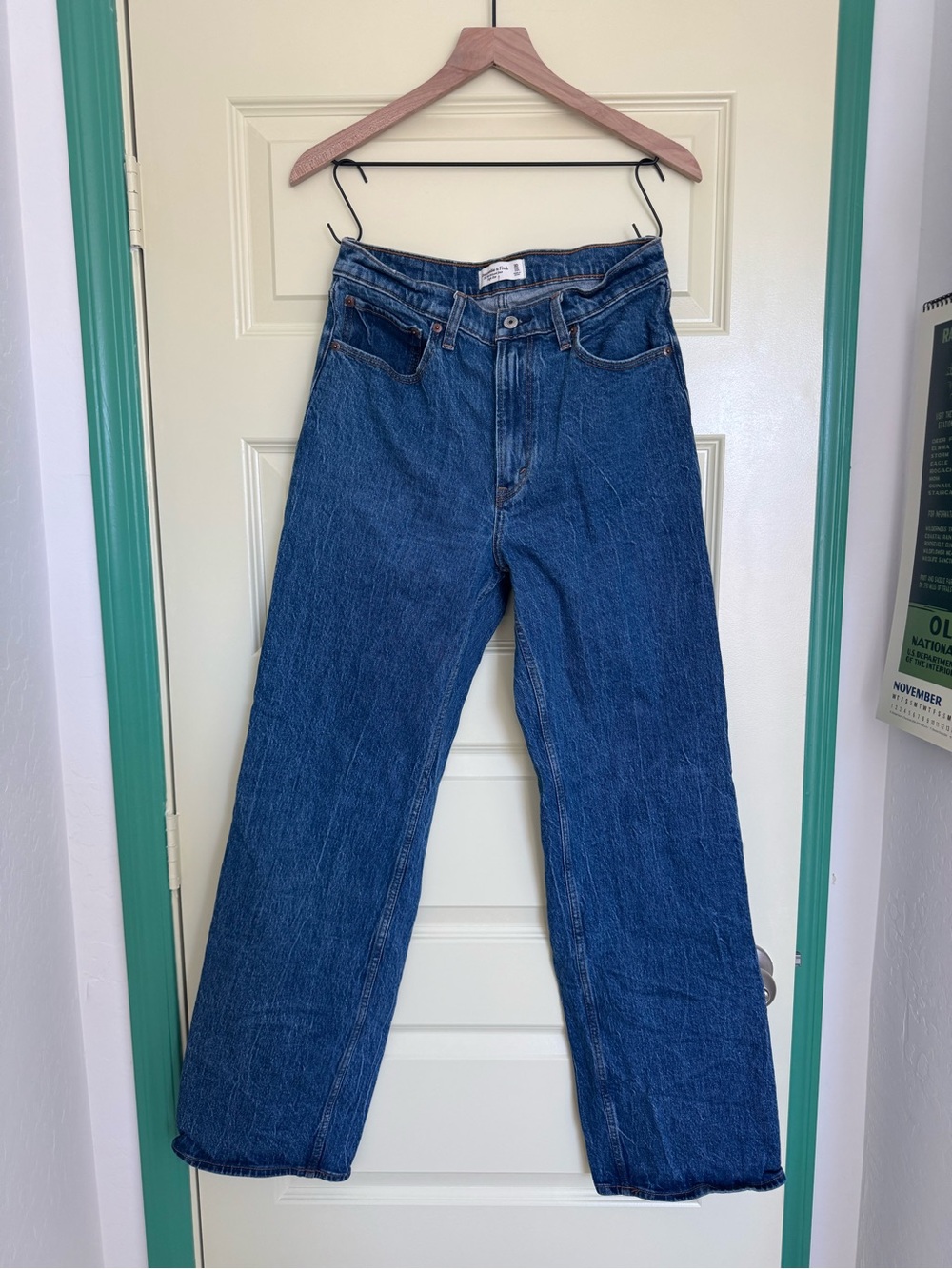 Abercrombie & Fitch Straight Leg Jeans - Dark Blue Denim